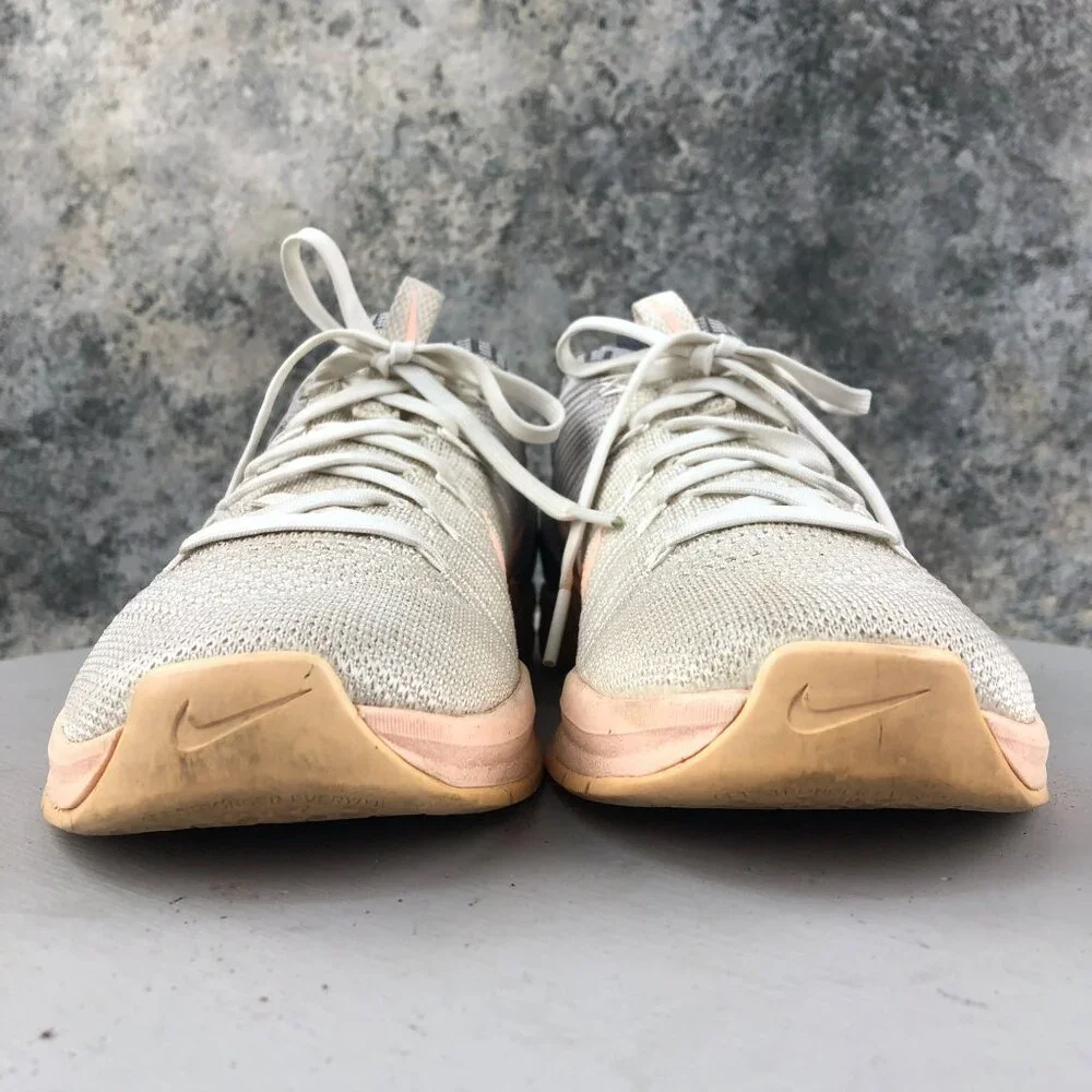 Nike Women's Size 7 Metcon DSX Flyknit 2 Grey White Peach Sneakers 924595-102